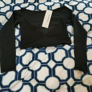 buffbunny black long sleeve Cassandra crop
